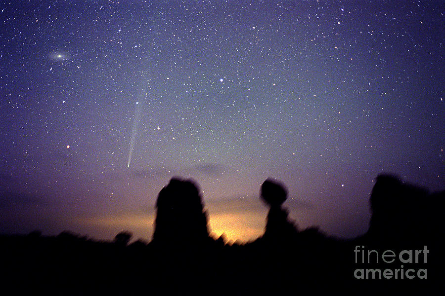 Comet Bradfield C2004 F4 Photograph by John Chumack