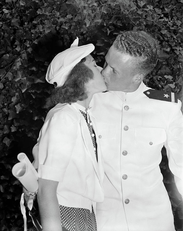 Congratulations Kiss, 1939 Photograph by Granger