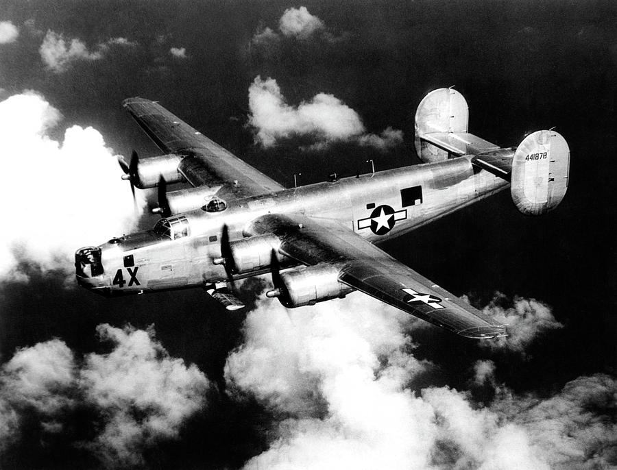 Consolidated B-24 Liberator Heavy Bomber Photograph by Nara/science Photo Library