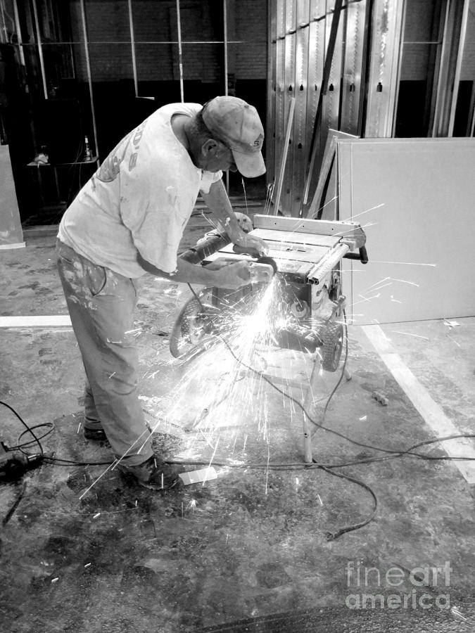 Construction Worker Photograph by Robert Loe