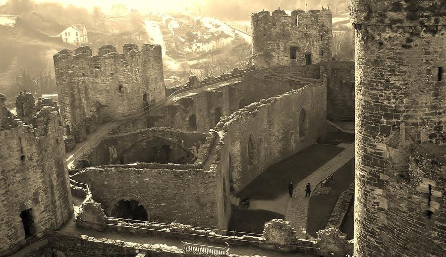 Conwy Castle Photograph by Richard Brookes