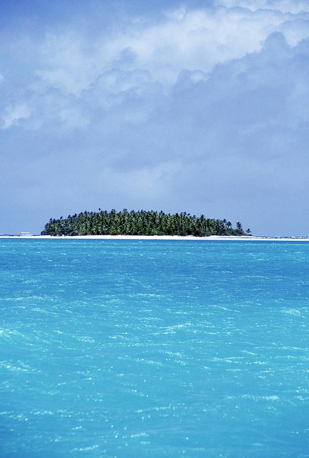 Cook Islands Islet Photograph by Andy Crump/science Photo Library