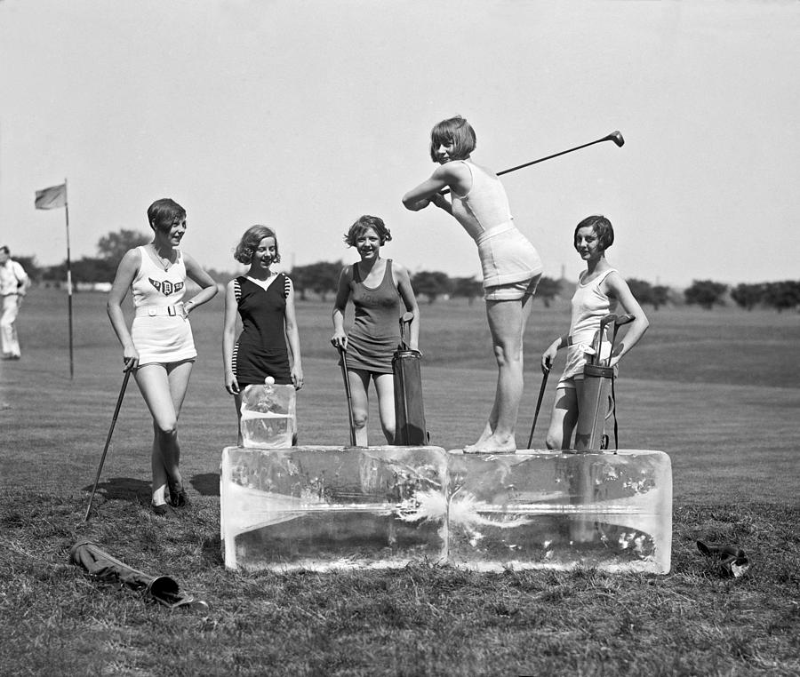 Cool Tee Time Photograph by Underwood Archives