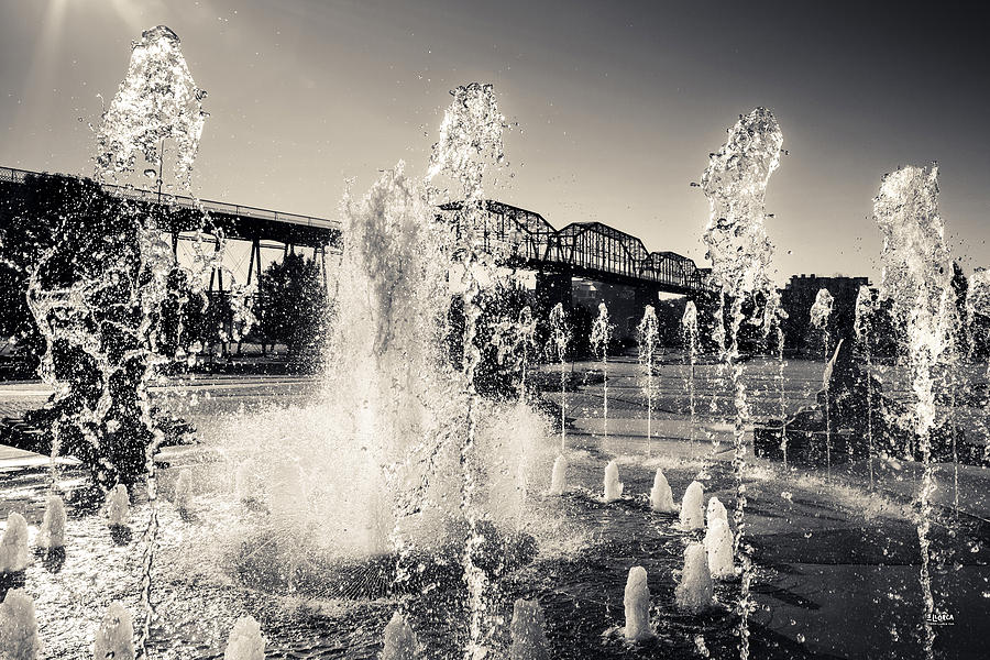 Coolidge Park Fountains Photograph by Steven Llorca