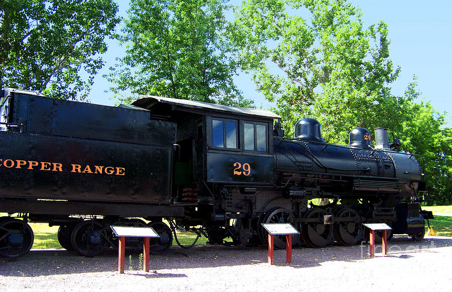 Copper Range Locomotive #29 Photograph by Charles Robinson