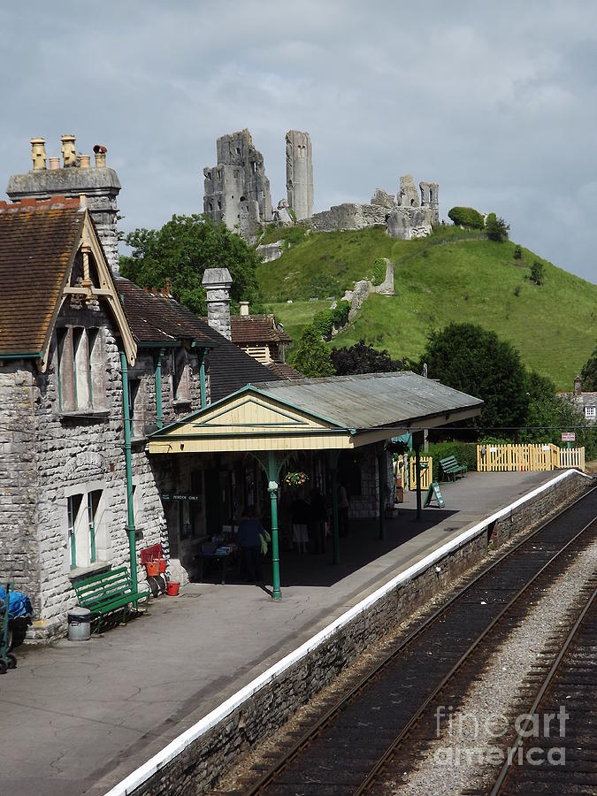 Corfe Station Photograph by Linsey Williams