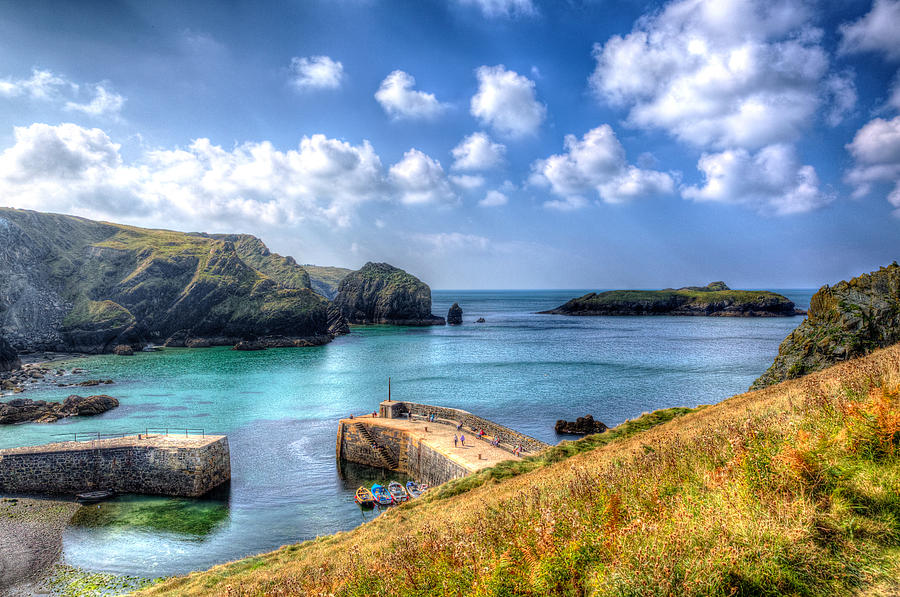 Cornish Harbour Mullion Cove The Lizard Peninsula South Cornwall Uk 