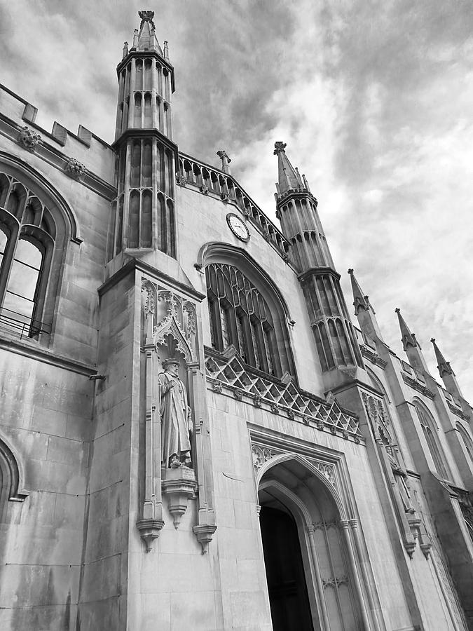 Cambridge Photograph - Corpus Christi College Cambridge Entrance by Gill Billington