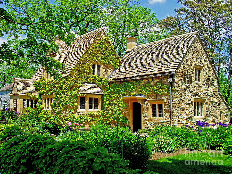 Cotswold Cottage Photograph by Rodney Campbell