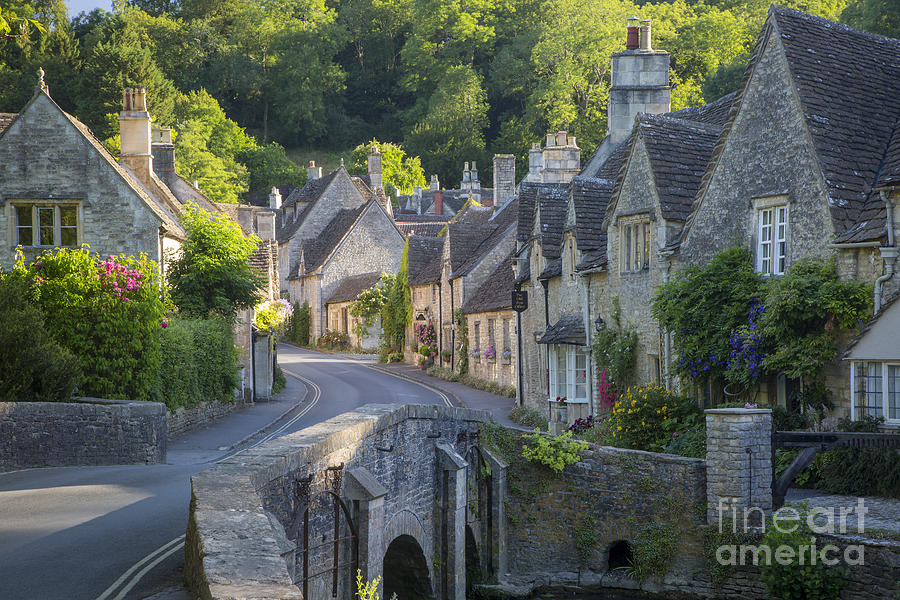 Cotswolds Morning Photograph by Brian Jannsen