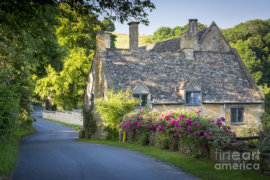 Cottage in the Cotswolds Photograph by Brian Jannsen