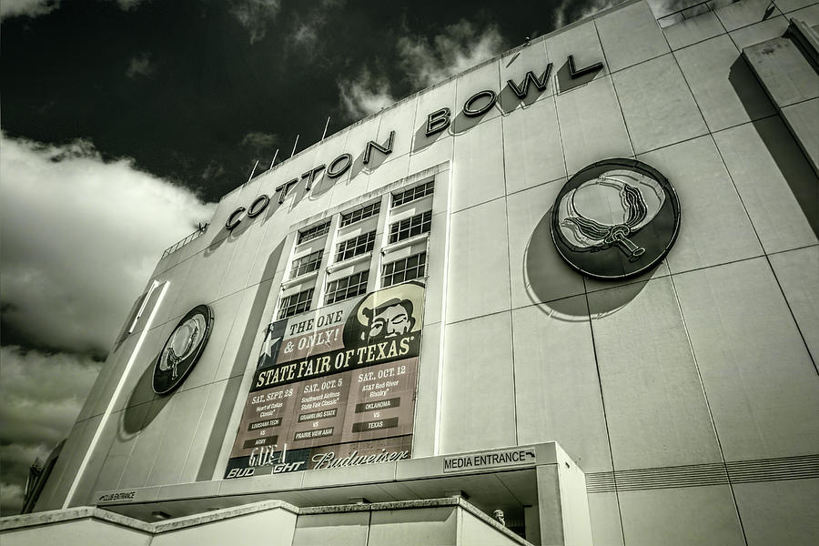 Football Photograph - Cotton Bowl by Joan Carroll