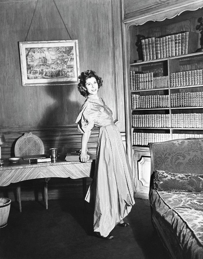 Countess Charles Emmanuel De La Rochefoucauld Photograph by Horst P. Horst