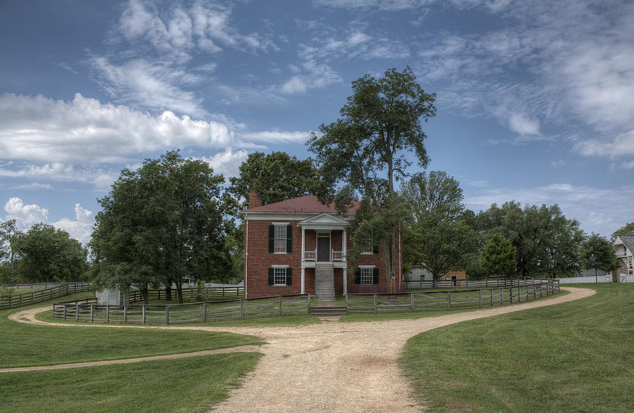 Appomattox Photograph - Courthouse at Appomattox Court House by Stephen Gray