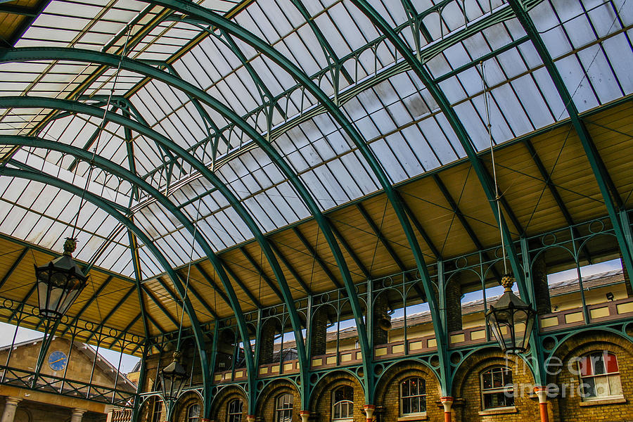 Covent garden market Photograph by Patricia Hofmeester