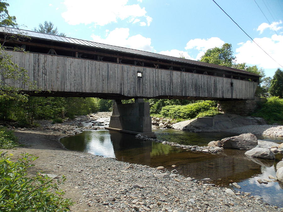 Covered Bridge over Ammonoosuc River Photograph by Catherine Gagne