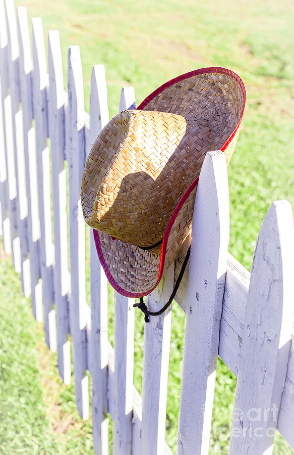 Picket Fence Photograph - Cowboy Hat On Picket Fence by Edward Fielding