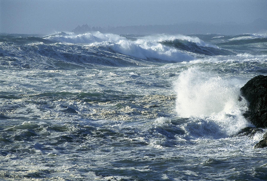 Crashing Waves Long Beach Clayoquot Photograph by Flip Nicklin