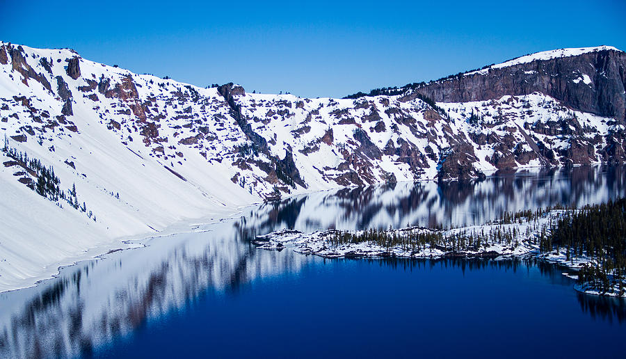 Crater Lake National Park Photograph - Crater Lake reflections by Kunal Mehra