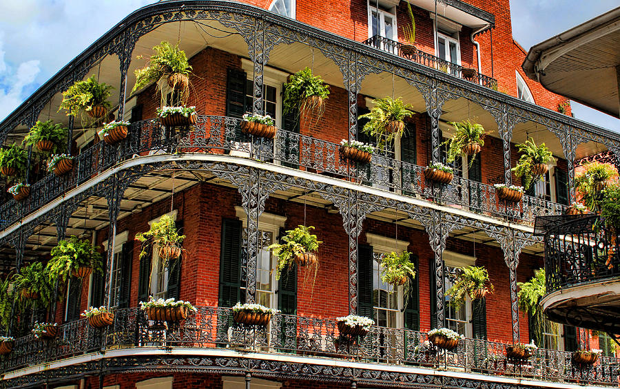 Creole Townhouse Photograph by Judy Vincent