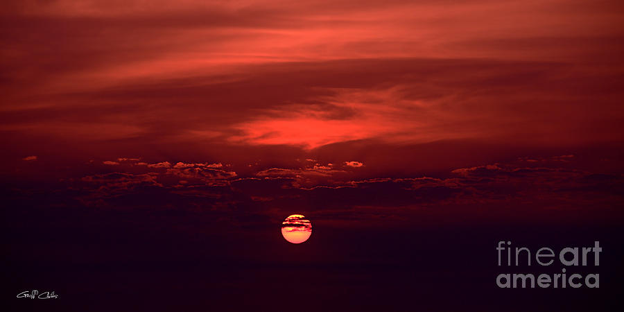 Crimson Sunrise Art photo download wallpaper and screensaver. Photograph by Geoff Childs