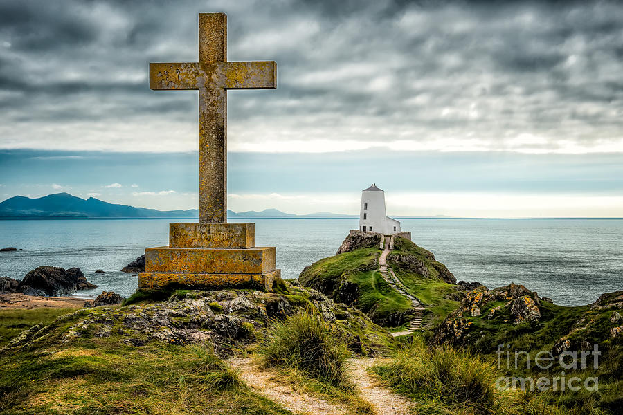 Cross at Llanddwyn Island Photograph by Adrian Evans