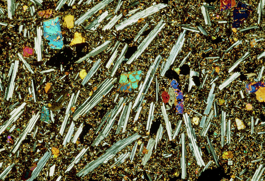 Cross Polarised Lm Of Porphyritic Basalt Rock Photograph by Mike ...