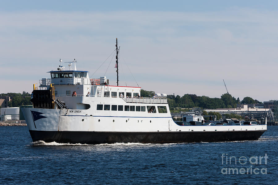Cross Sound Ferry New London I Photograph by Clarence Holmes