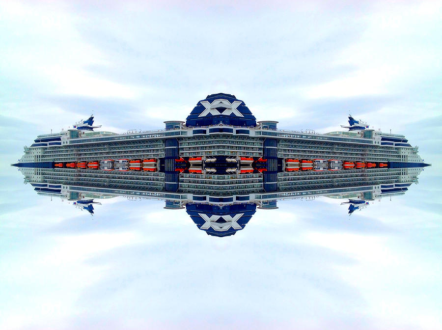Cruise Abstract Photograph by Pat Exum
