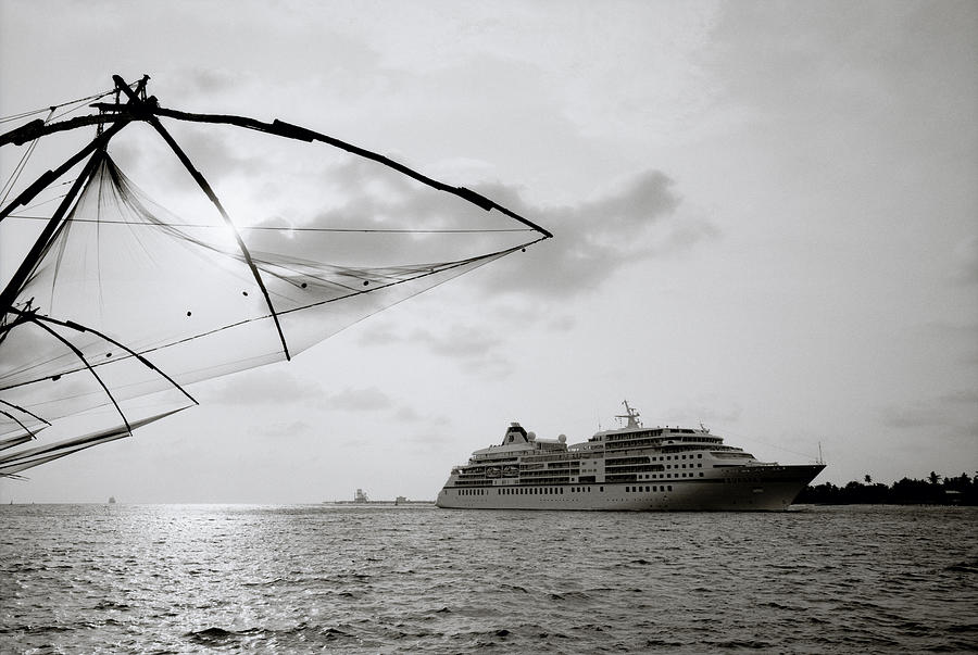 Cruising Into Cochin Photograph by Shaun Higson