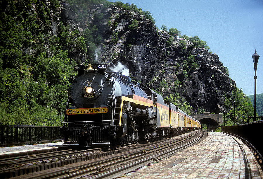 Chessie Steam Special at Harpers Ferry Photograph by ELDavis Photography