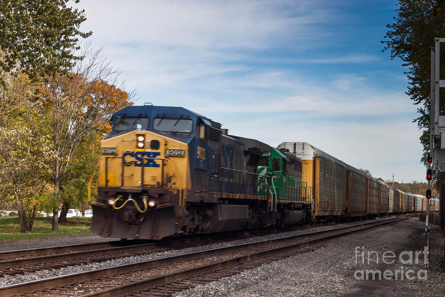 CSX Freight Engine Photograph by Thomas Marchessault
