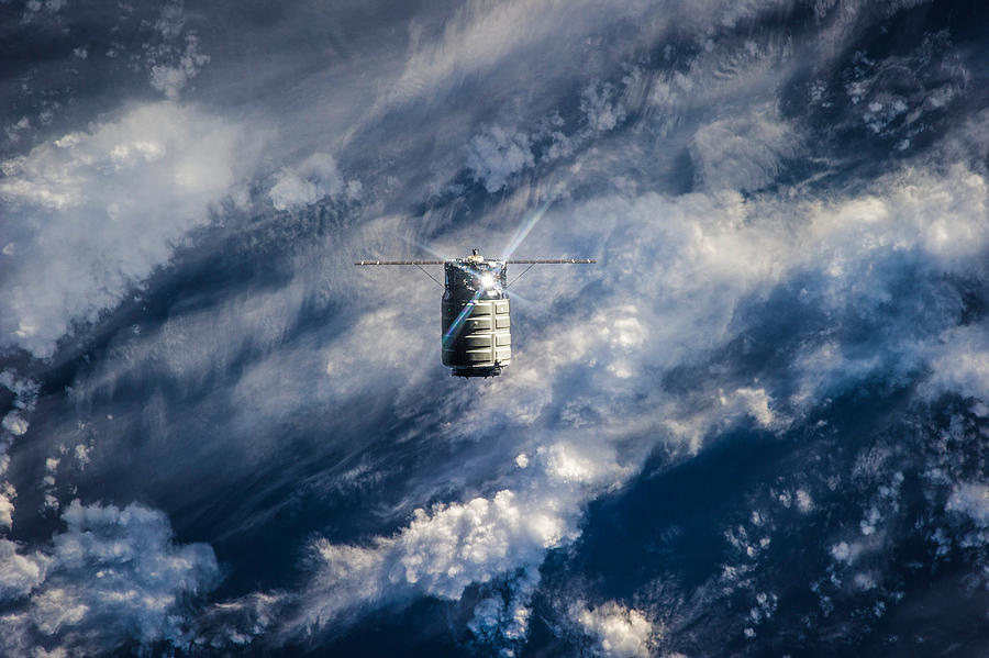 Cygnus Arrives At Iss Photograph by Science Source