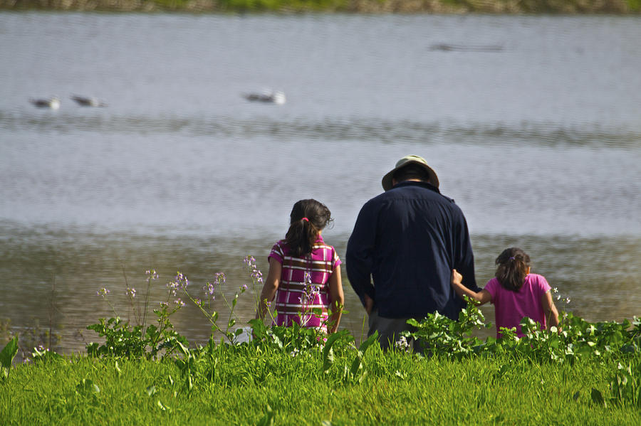 Dad and Daughters at the Slough Photograph by SC Heffner
