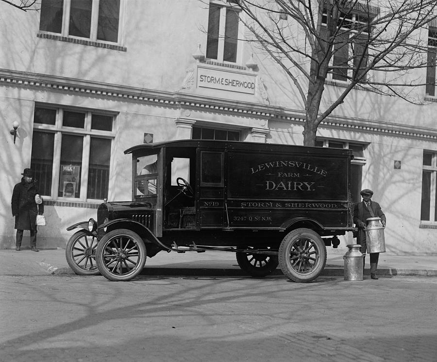 Dairy Truck, 1923 Photograph by Granger