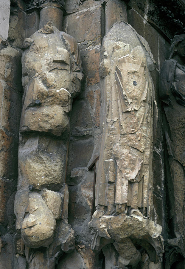 Damaged Statues Due To Acid Rain Photograph by Science Photo Library