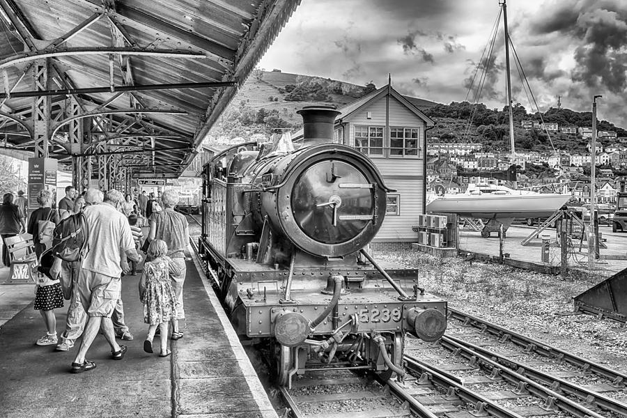 Dart Valley Railway Photograph by Howard Salmon