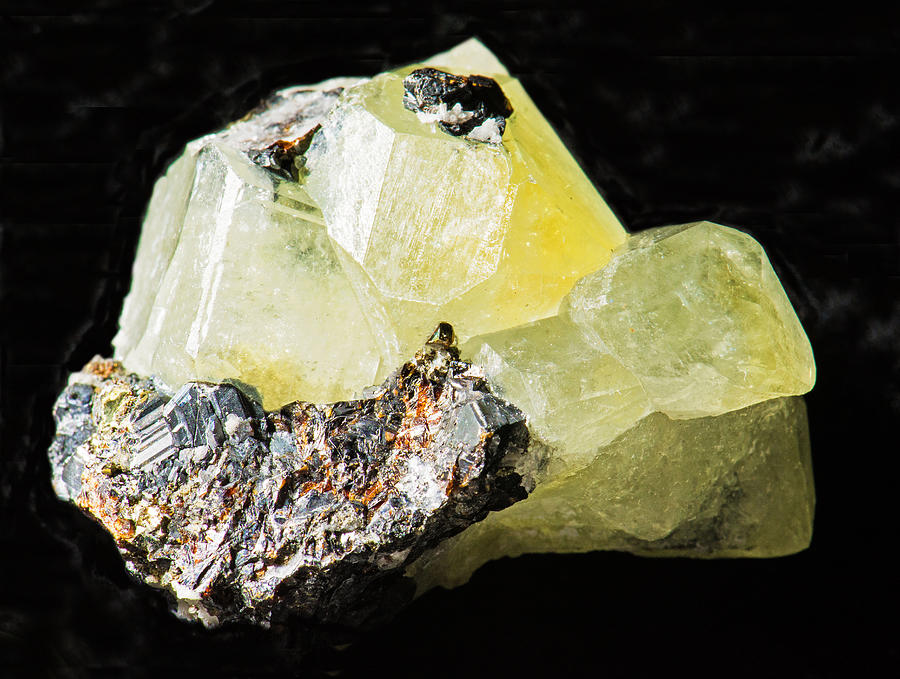 Datolite With Quartz, Calcite Photograph by Millard H. Sharp