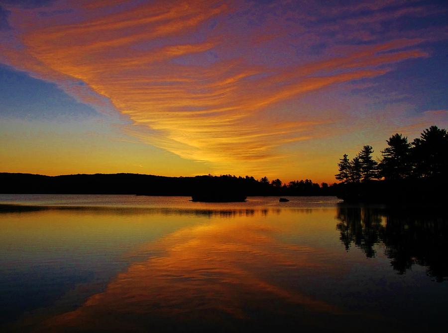 Dawn at Lake Tiorati Photograph by Thomas McGuire - Fine Art America