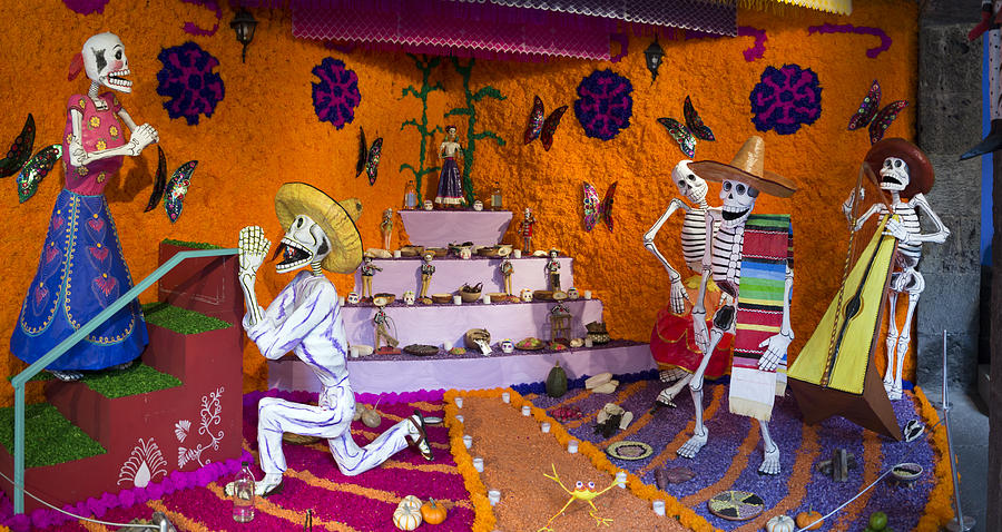 Day of the Dead skeletons in Mexico Photograph by Stockcam