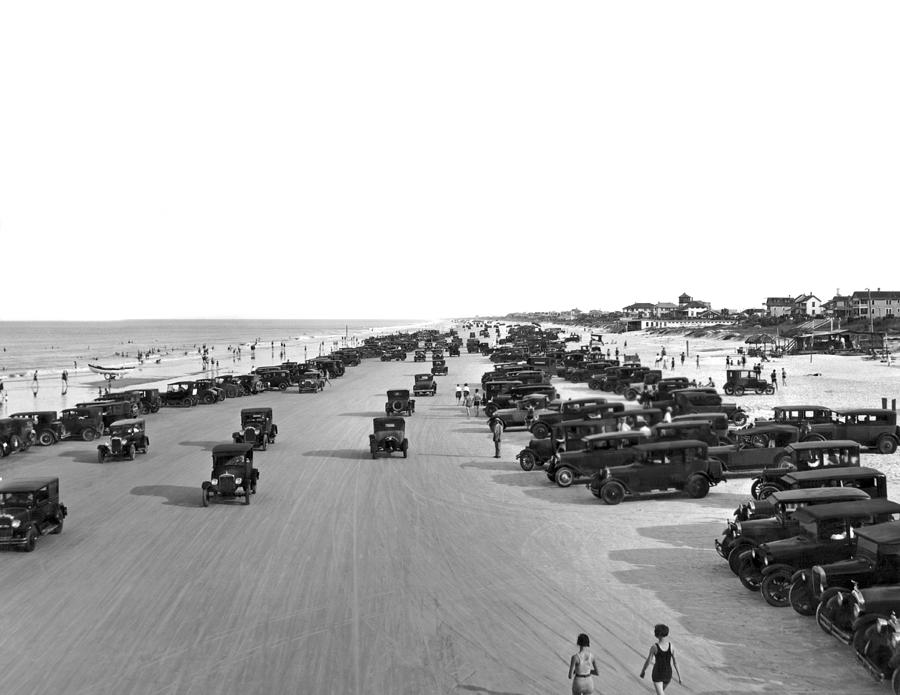 Daytona Beach Photograph - Daytona Beach, Florida. by Underwood Archives