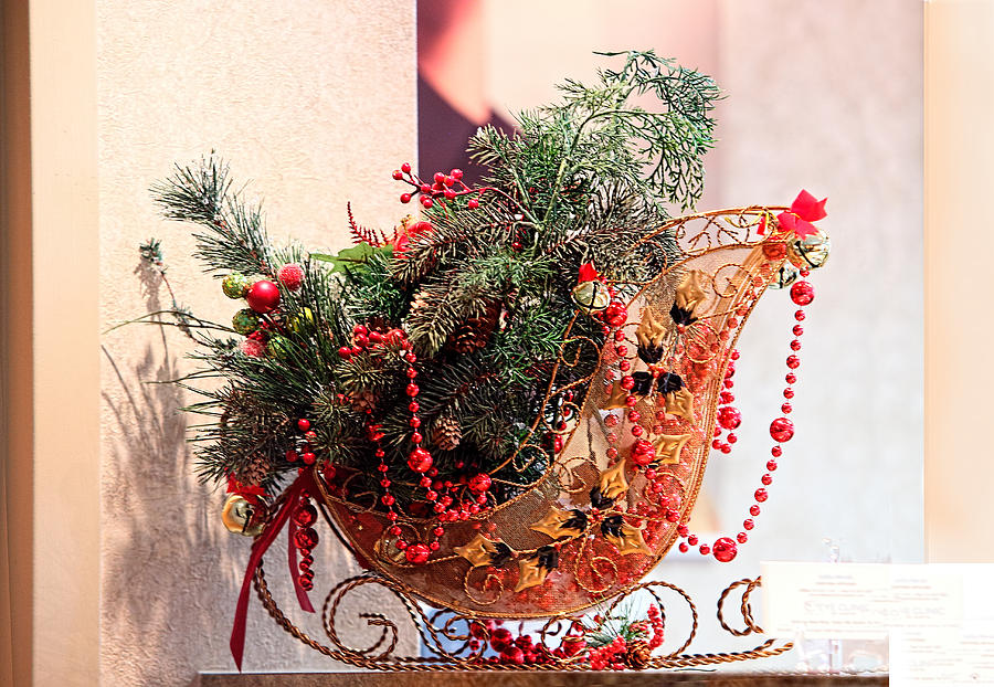Decorated Christmas Sliegh Photograph by Linda Phelps