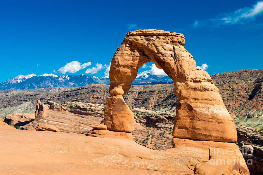Delicate arch Photograph by Juergen Klust