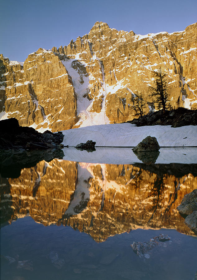 1M3424-Deltaform Mtn Reflect Photograph by Ed  Cooper Photography