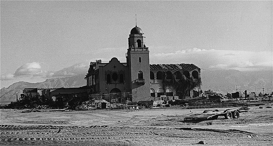 Demolition El Conquistador Hotel Tucson Arizona 1928 1968 Photograph By David Lee Guss