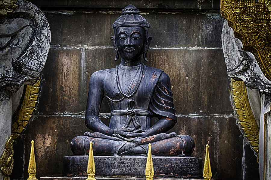 Thailand Photograph - Den Chai Buddha by David Longstreath