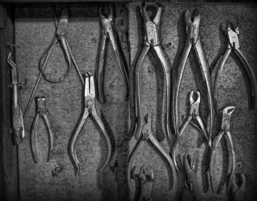 Dentist - Vintage Dental Extracting Forceps Photograph by Lee Dos Santos