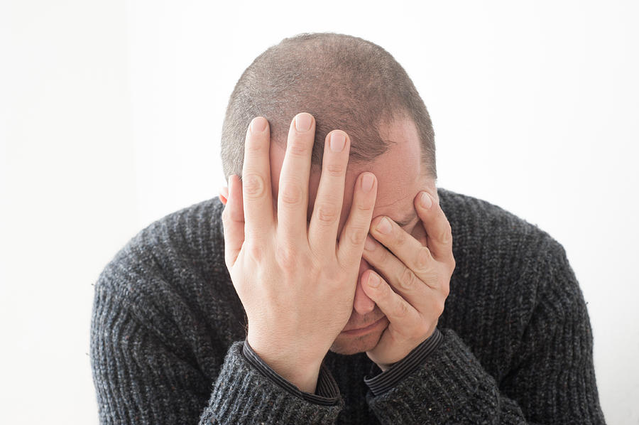 Depressed Man Photograph by Richard Wareham Fotografie Depressed Man Photograph by Richard Wareham Fotografie