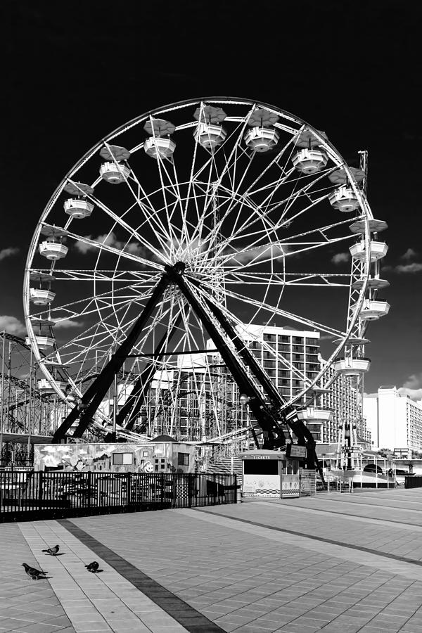 Desolate Daytona Beach Amusement Park Photograph