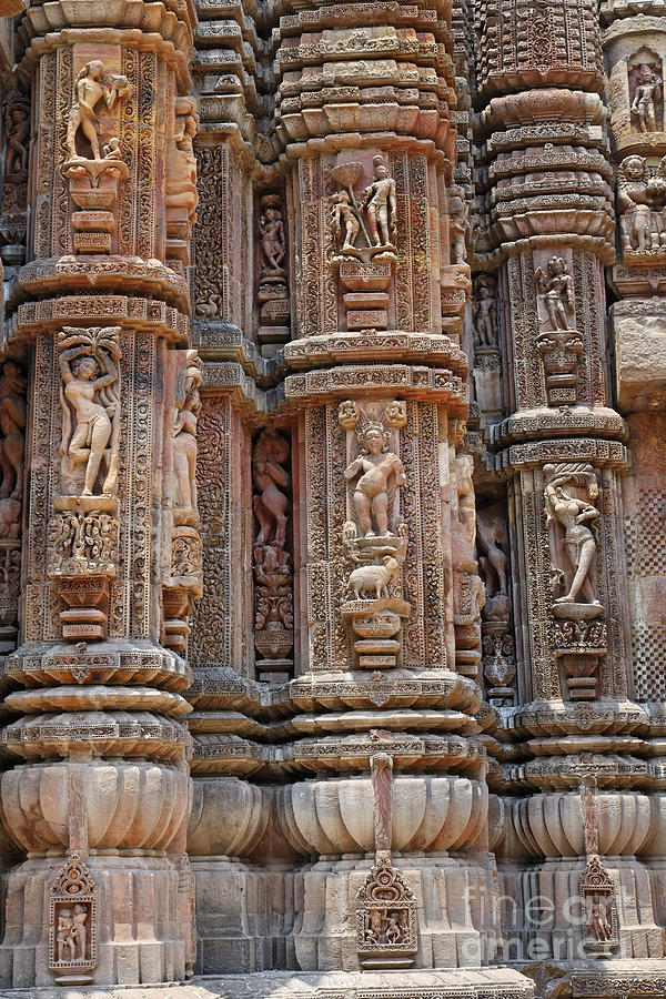 Architecture Photograph - Detail at the Hindu Temple of Rajrani Mandir in Bhubaneswar India by Robert Preston